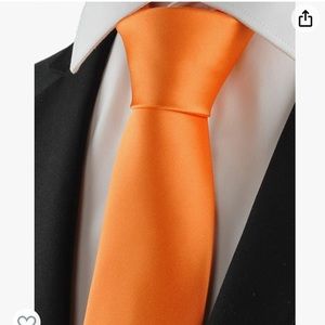 orange tie